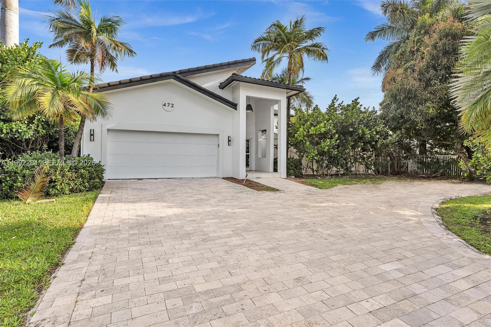 472 Sunset Dr Hallandale Beach, FL 33009