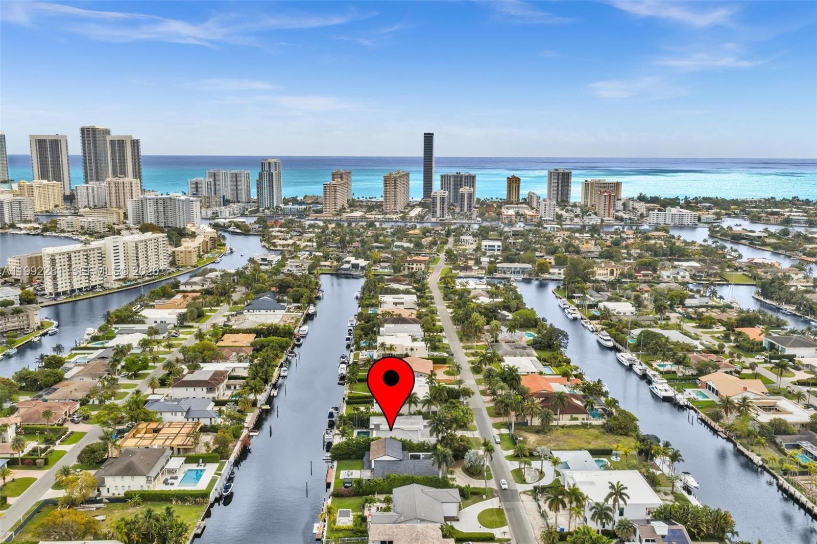 472 Sunset Dr Hallandale Beach, FL 33009