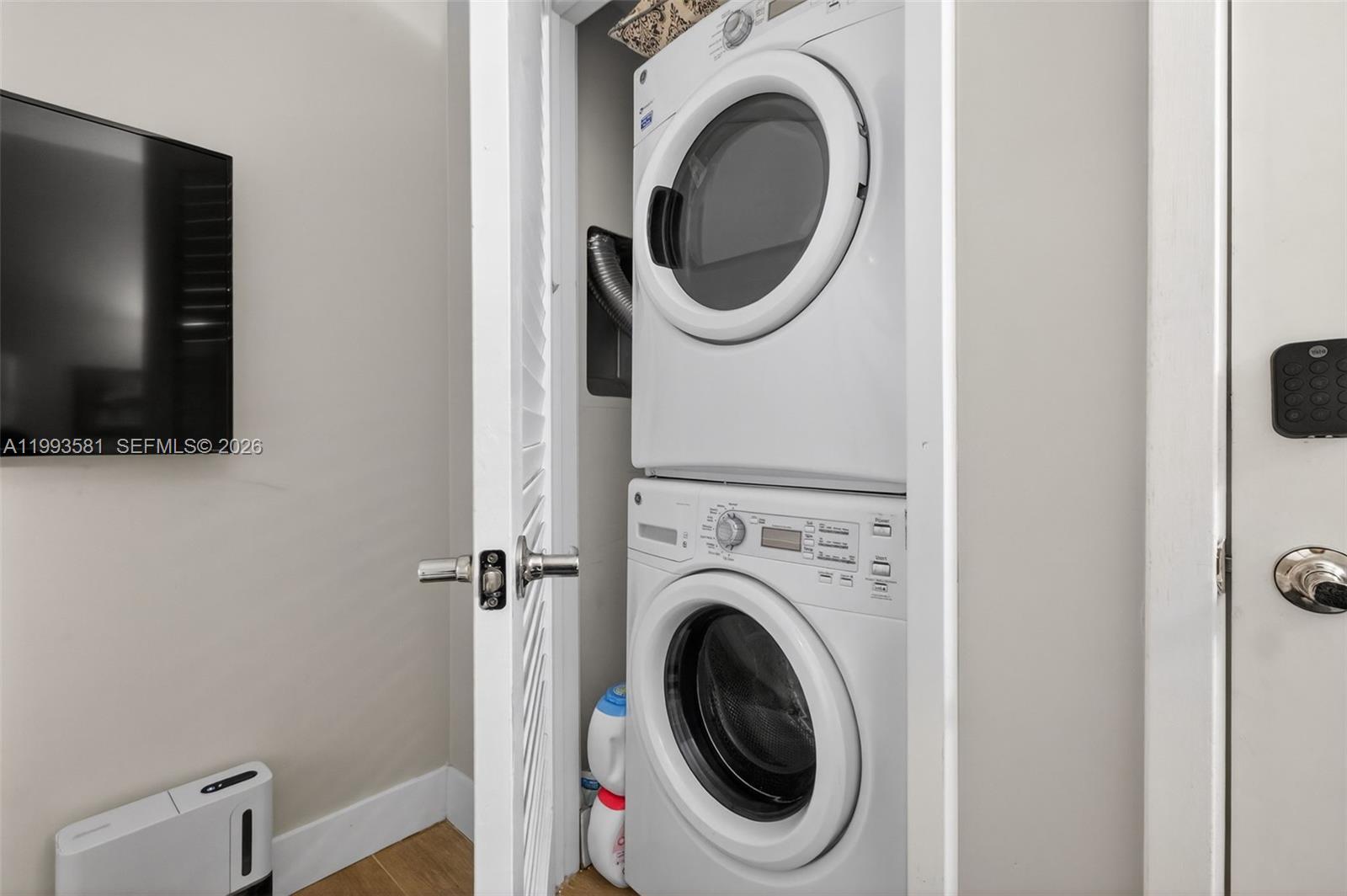 image 1010 Brickell18