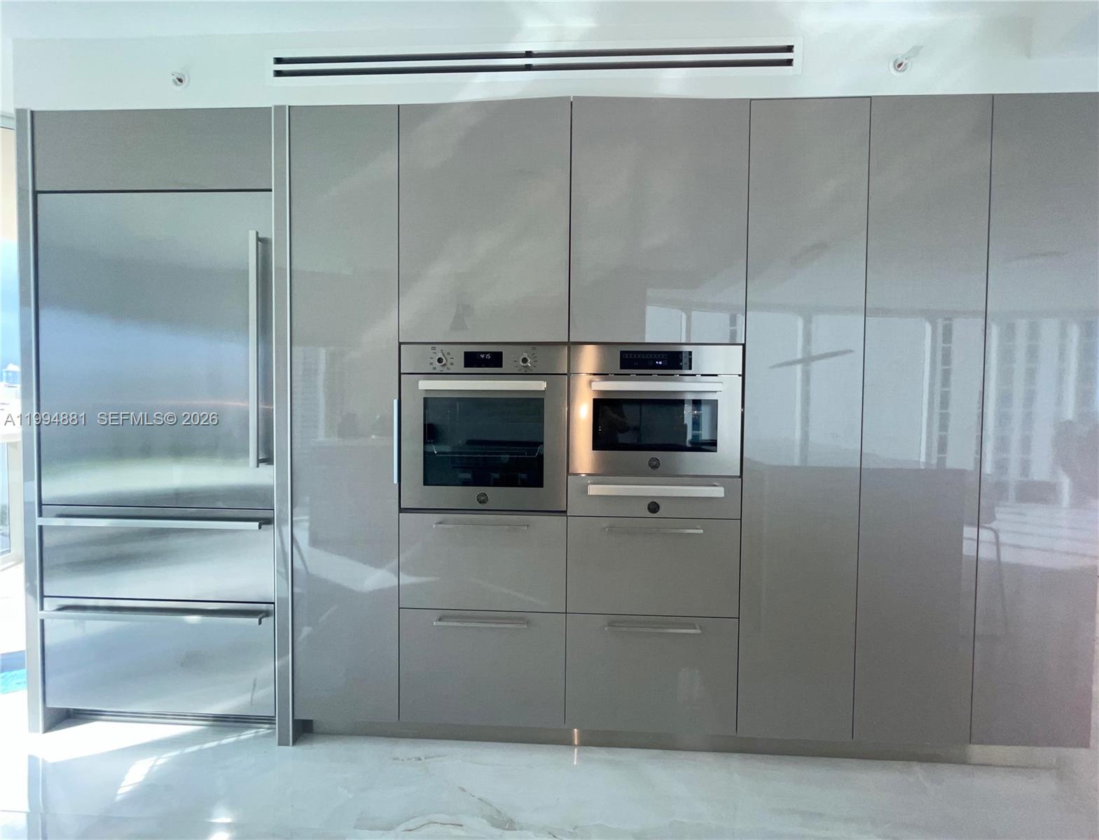 17555 Collins Ave #1001 Sunny Isles Beach, FL 33160