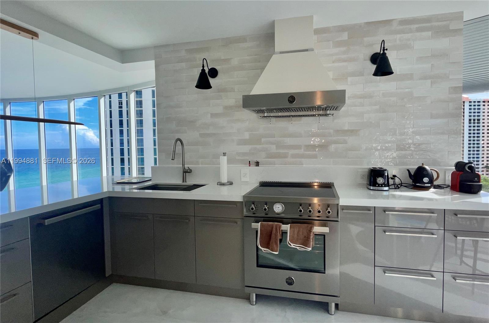 17555 Collins Ave #1001 Sunny Isles Beach, FL 33160