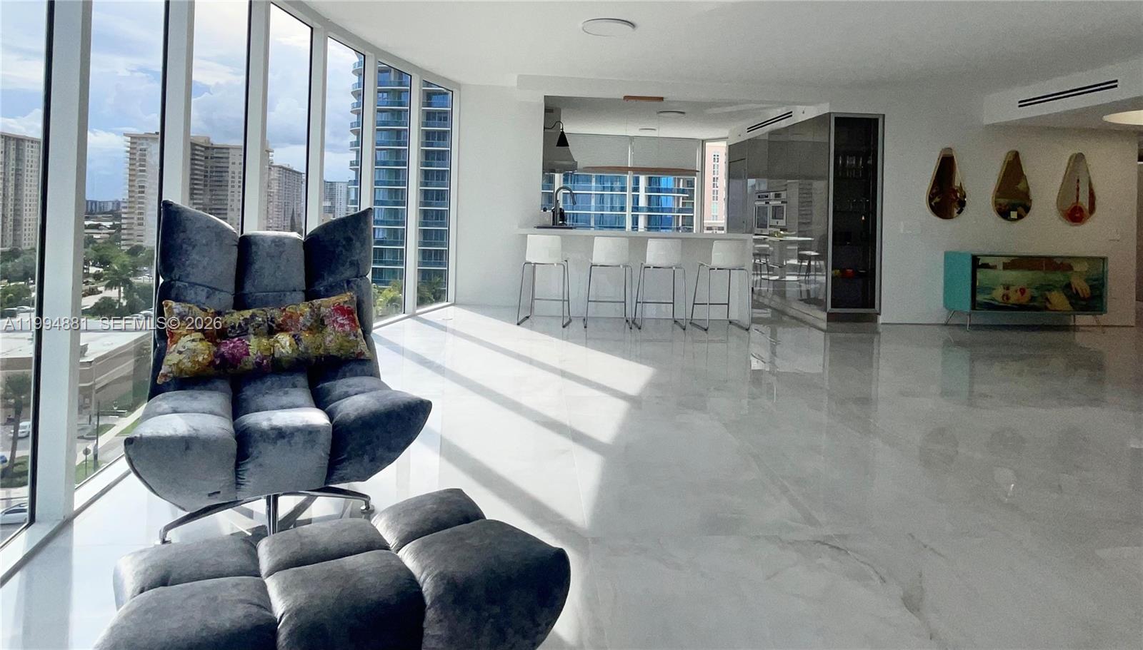 17555 Collins Ave #1001 Sunny Isles Beach, FL 33160