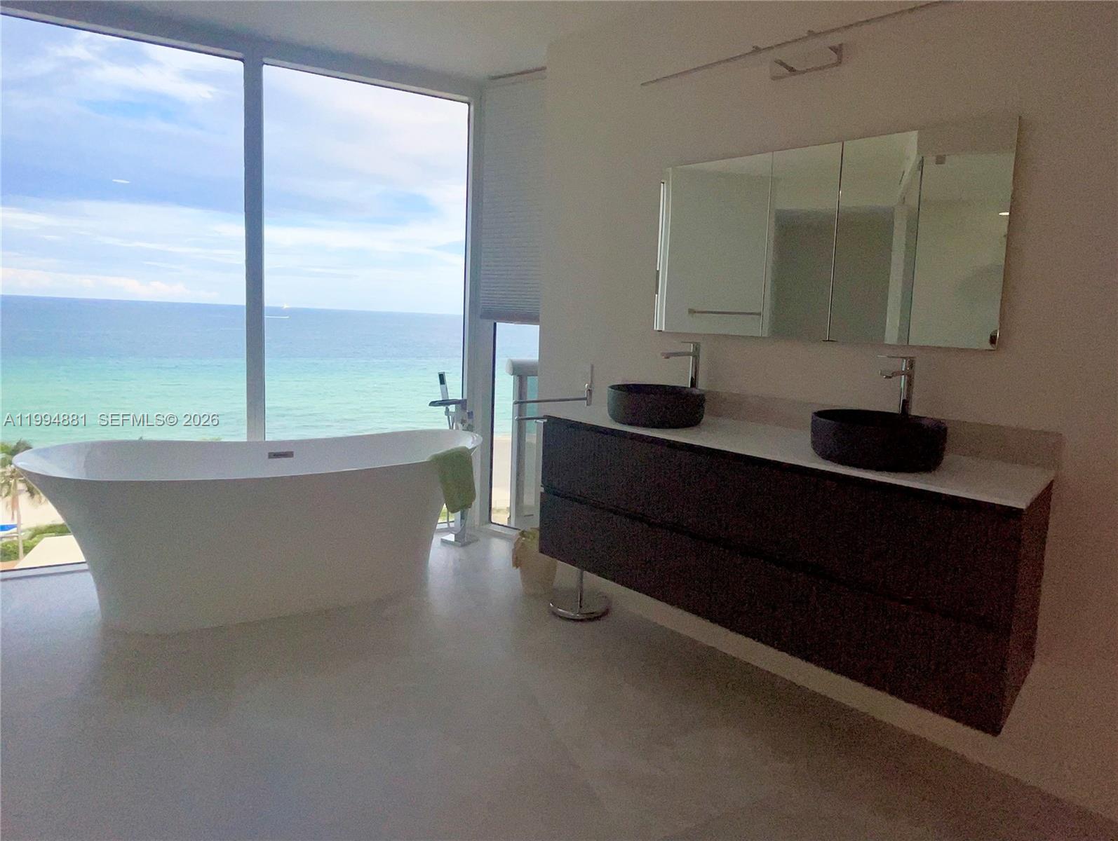 17555 Collins Ave #1001 Sunny Isles Beach, FL 33160