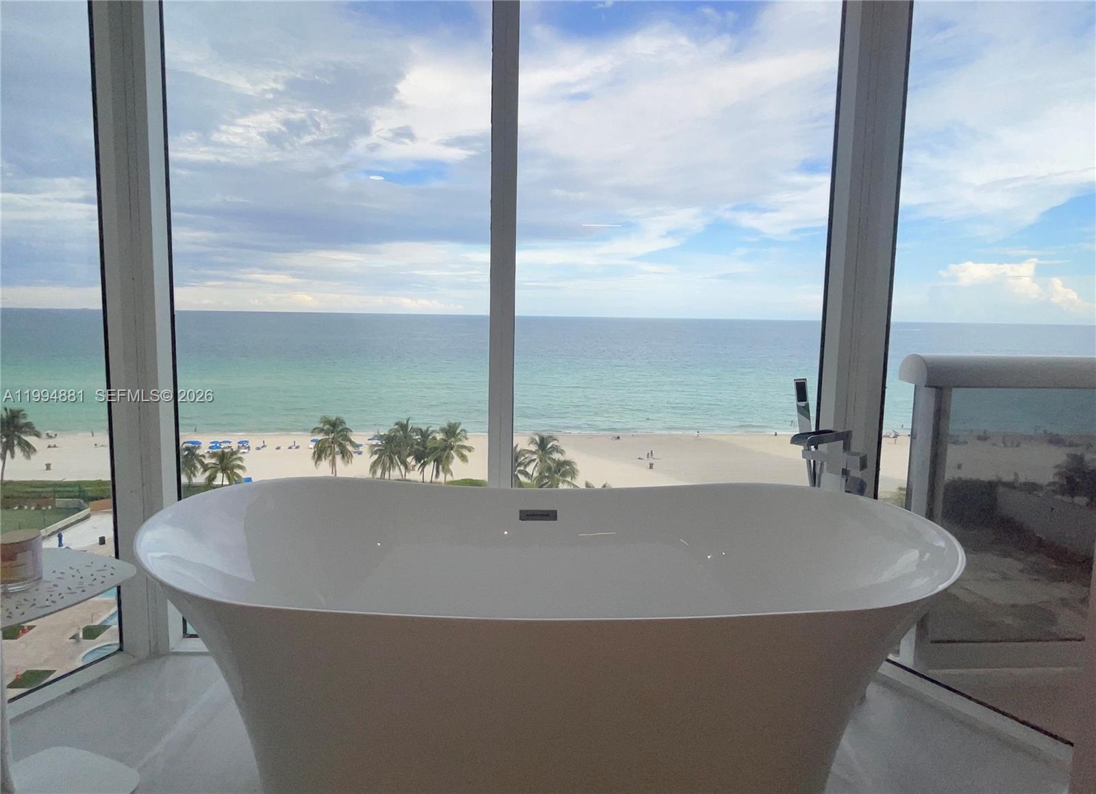 17555 Collins Ave #1001 Sunny Isles Beach, FL 33160
