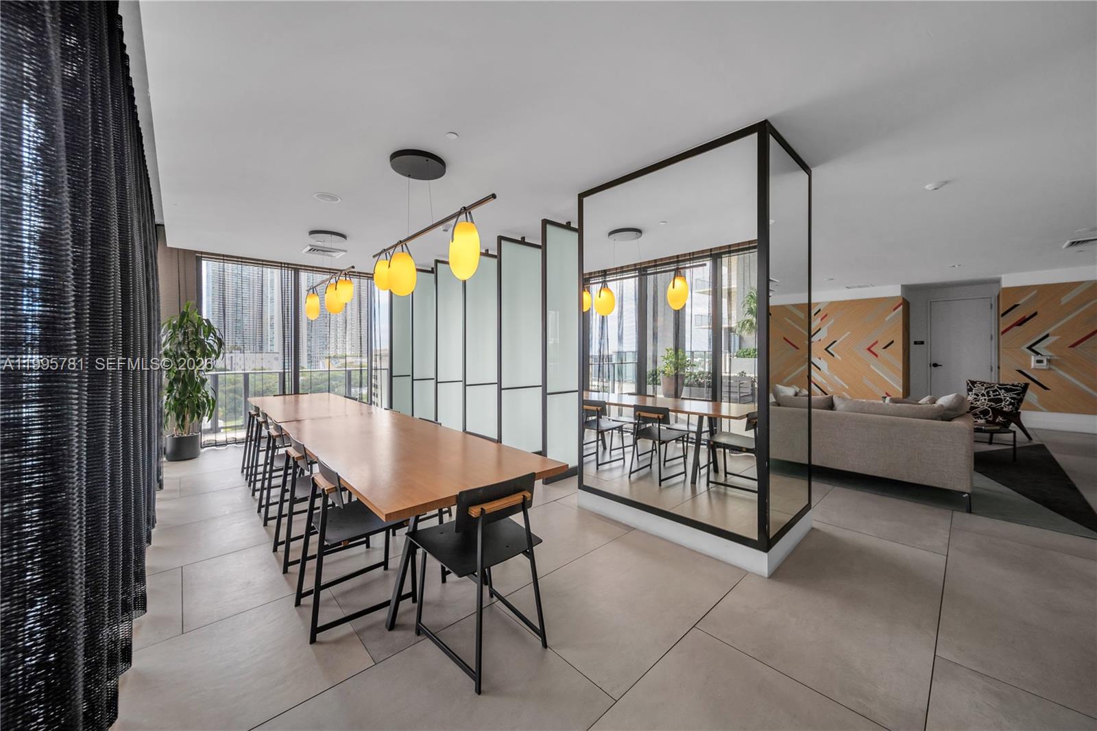 image Hyde Midtown21