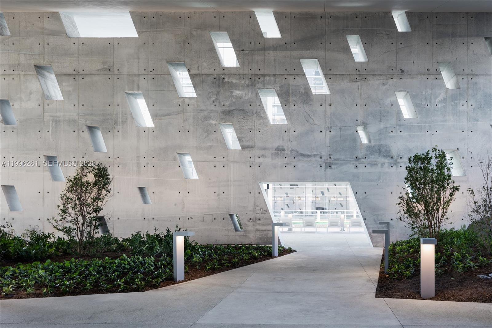 image Reach Brickell City Centre16