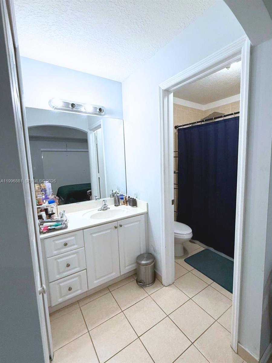 22711 SW 88th Pl #7-23 Cutler Bay, FL 33190