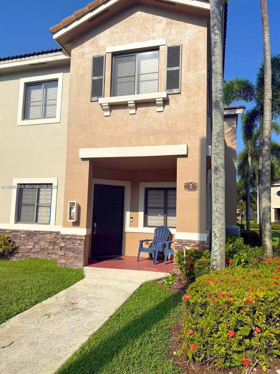 22711 SW 88th Pl #7-23 Cutler Bay, FL 33190
