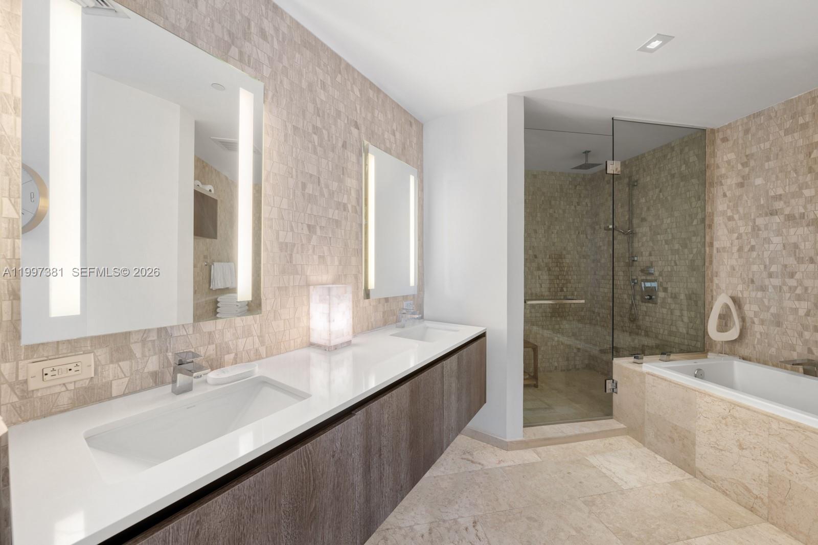 image Rise Brickell City Centre13