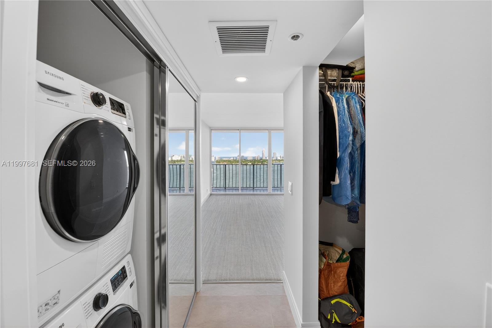 7601 E Treasure Dr #2319 North Bay Village, FL 33141