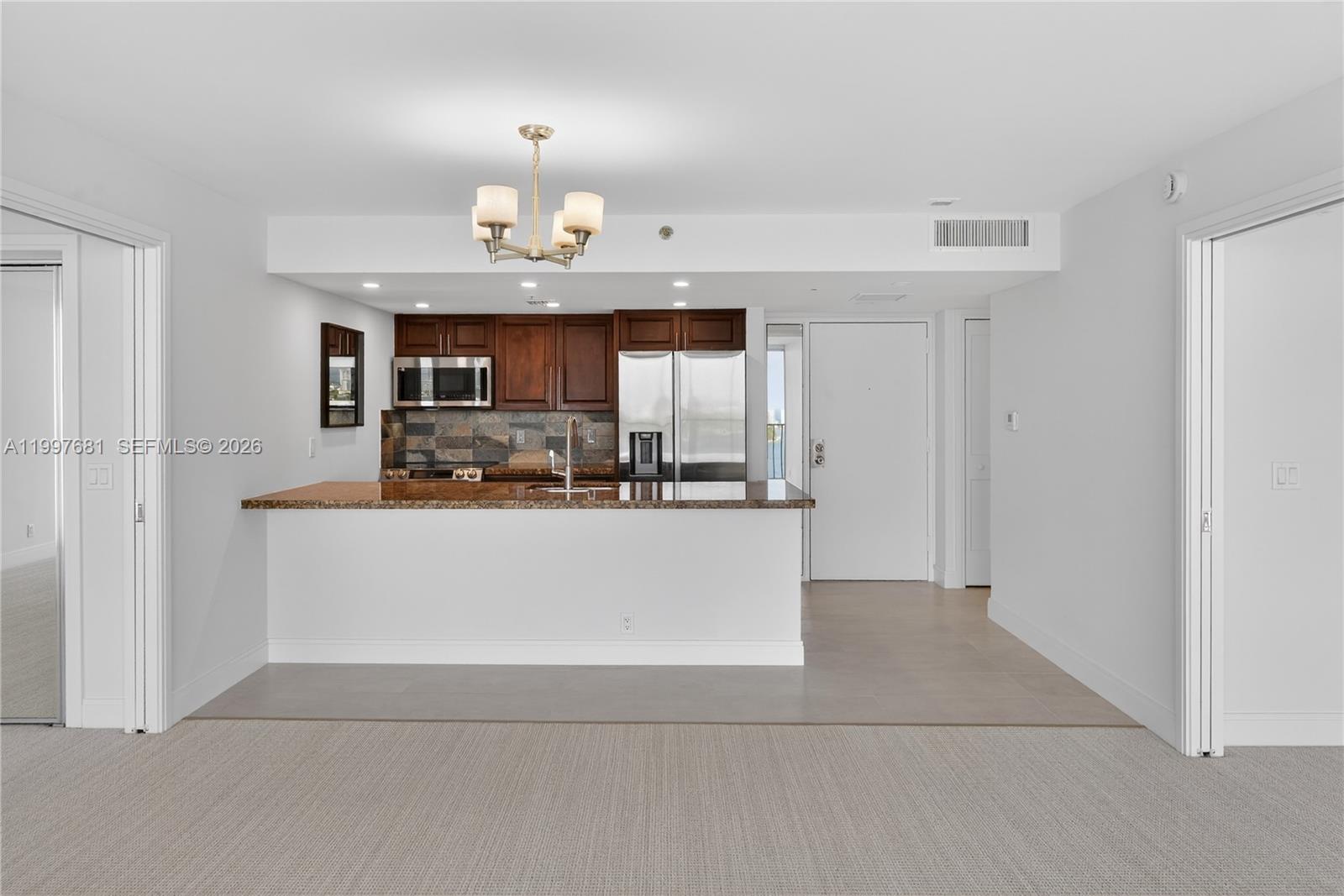 7601 E Treasure Dr #2319 North Bay Village, FL 33141