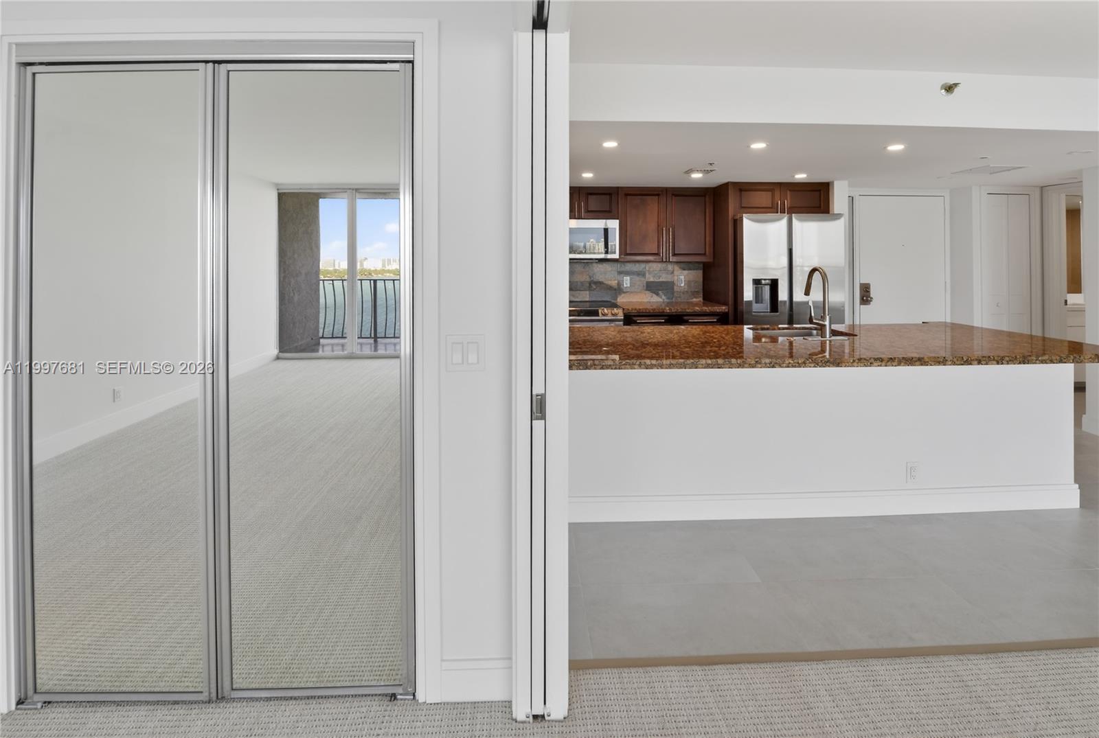 7601 E Treasure Dr #2319 North Bay Village, FL 33141