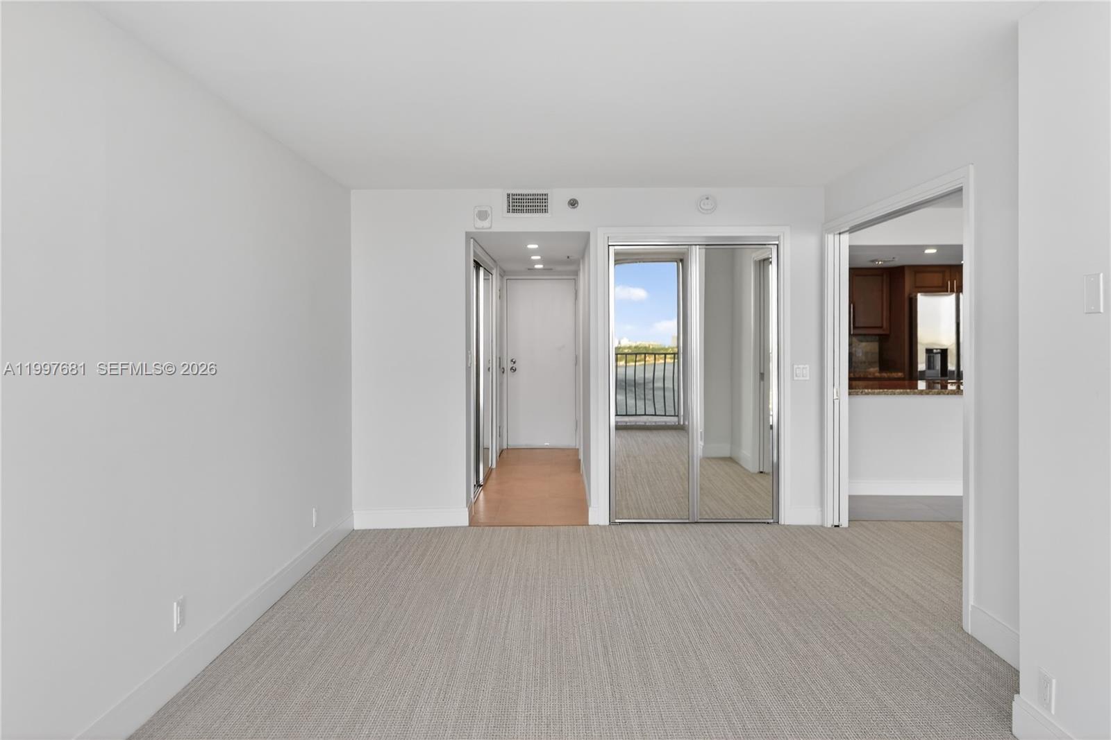 7601 E Treasure Dr #2319 North Bay Village, FL 33141