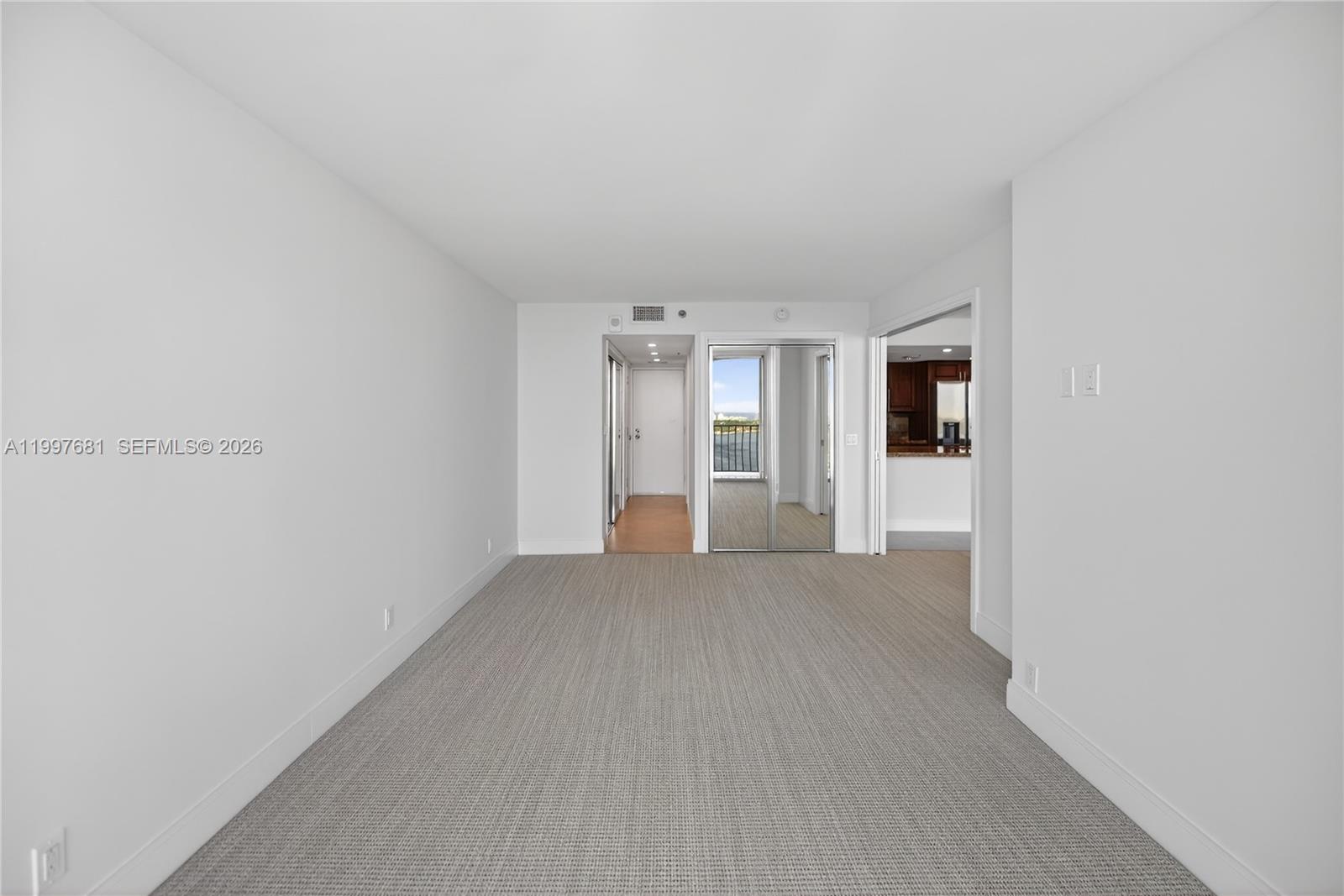 7601 E Treasure Dr #2319 North Bay Village, FL 33141