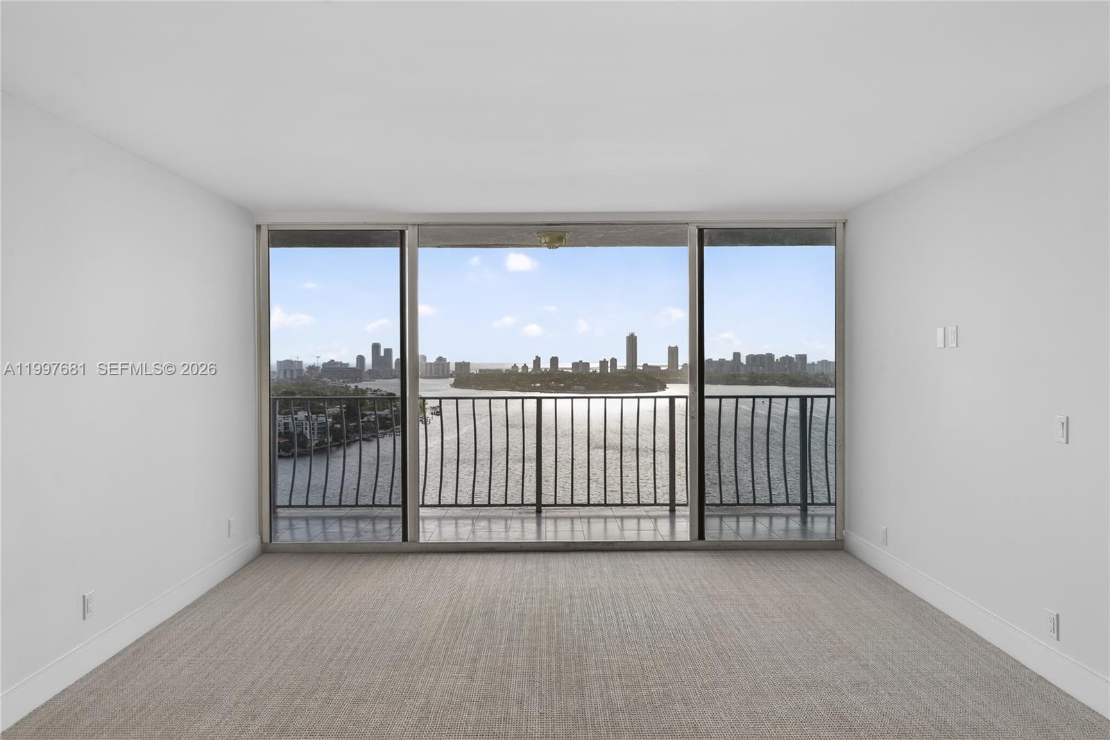 7601 E Treasure Dr #2319 North Bay Village, FL 33141