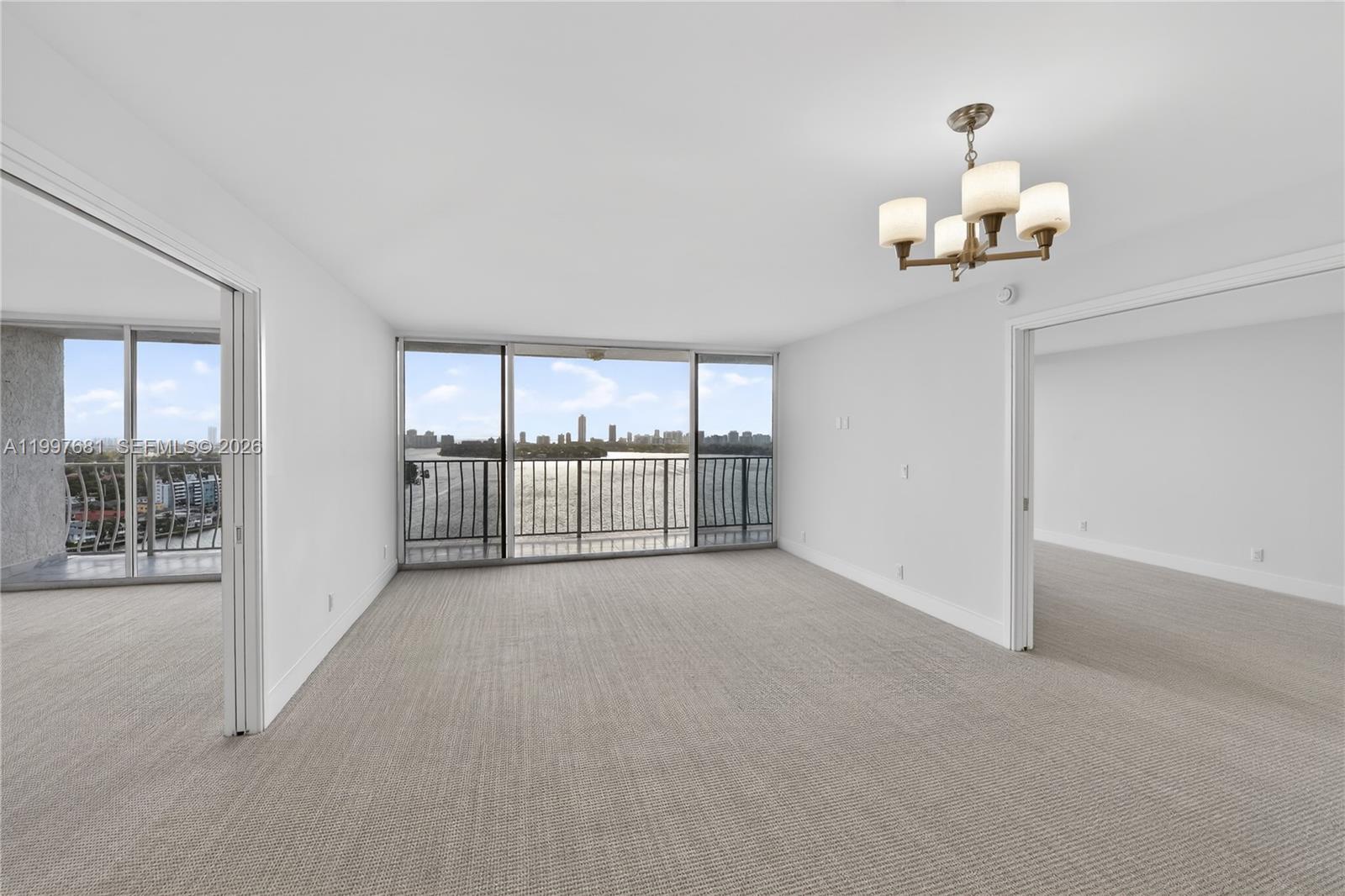 7601 E Treasure Dr #2319 North Bay Village, FL 33141