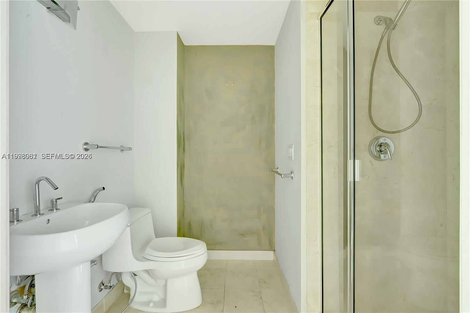 3131 NE 188th St #1-1205 Aventura, FL 33180