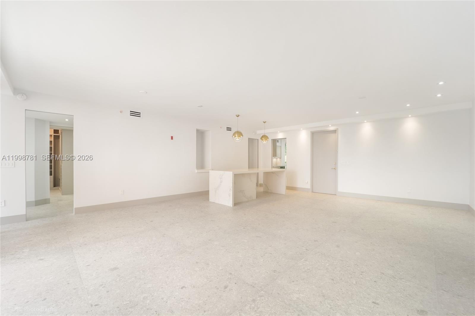 737 Crandon Blvd #301 Key Biscayne, FL 33149