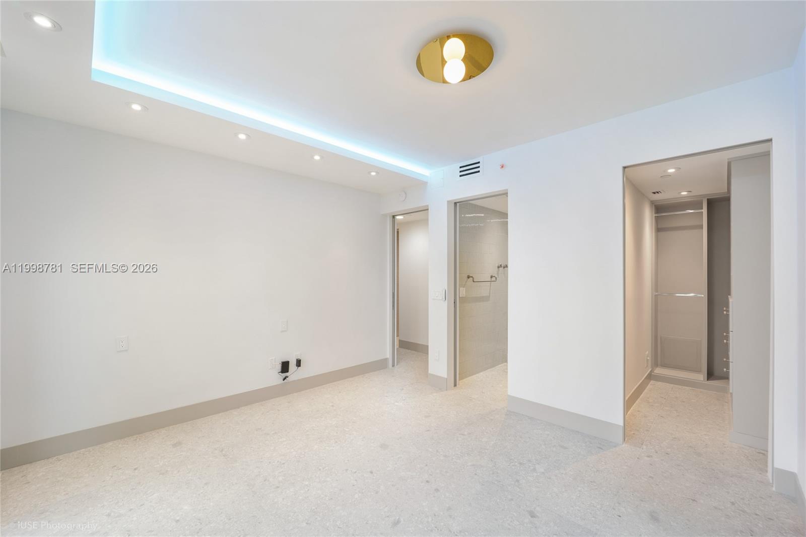 737 Crandon Blvd #301 Key Biscayne, FL 33149