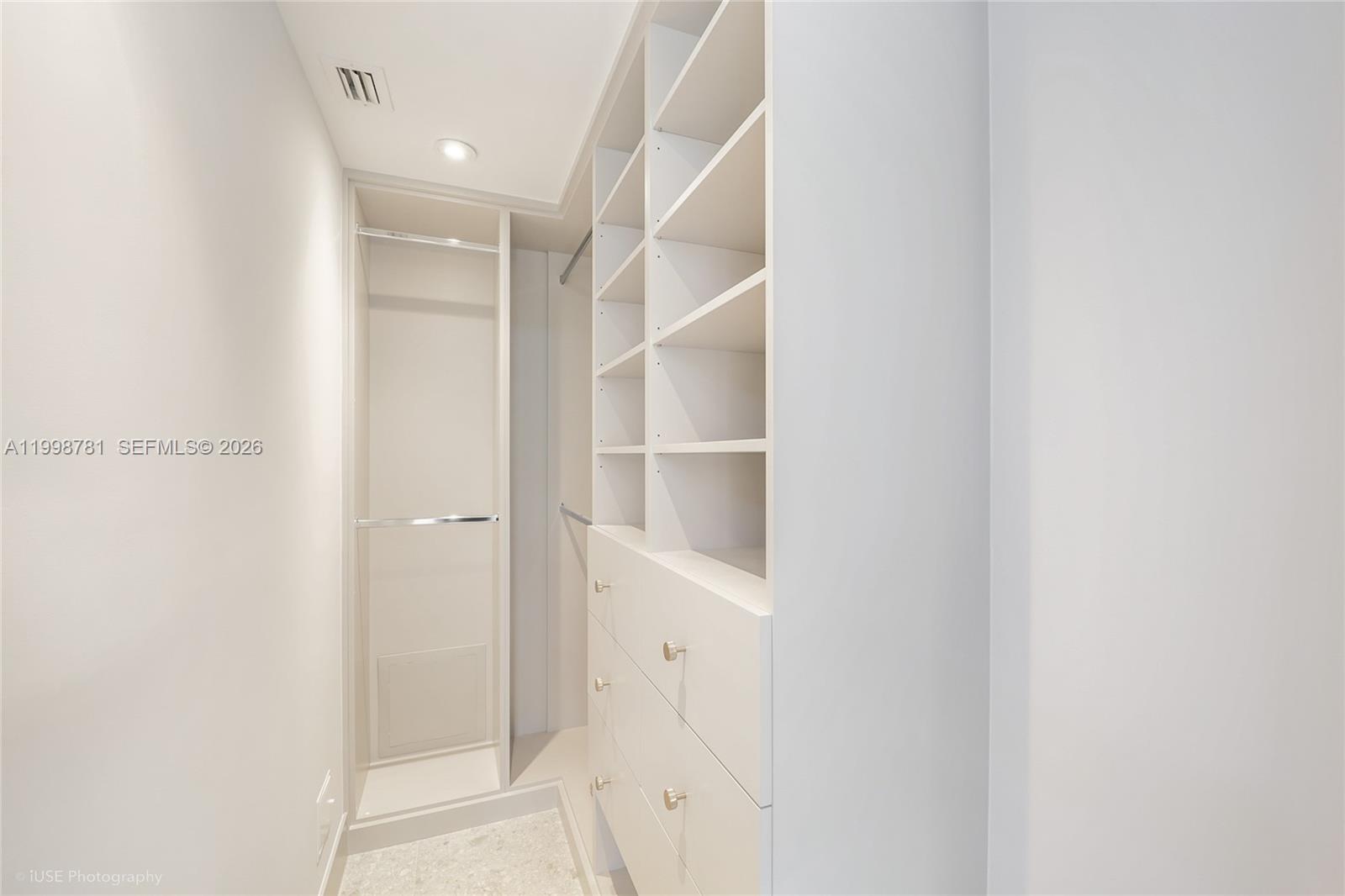 737 Crandon Blvd #301 Key Biscayne, FL 33149