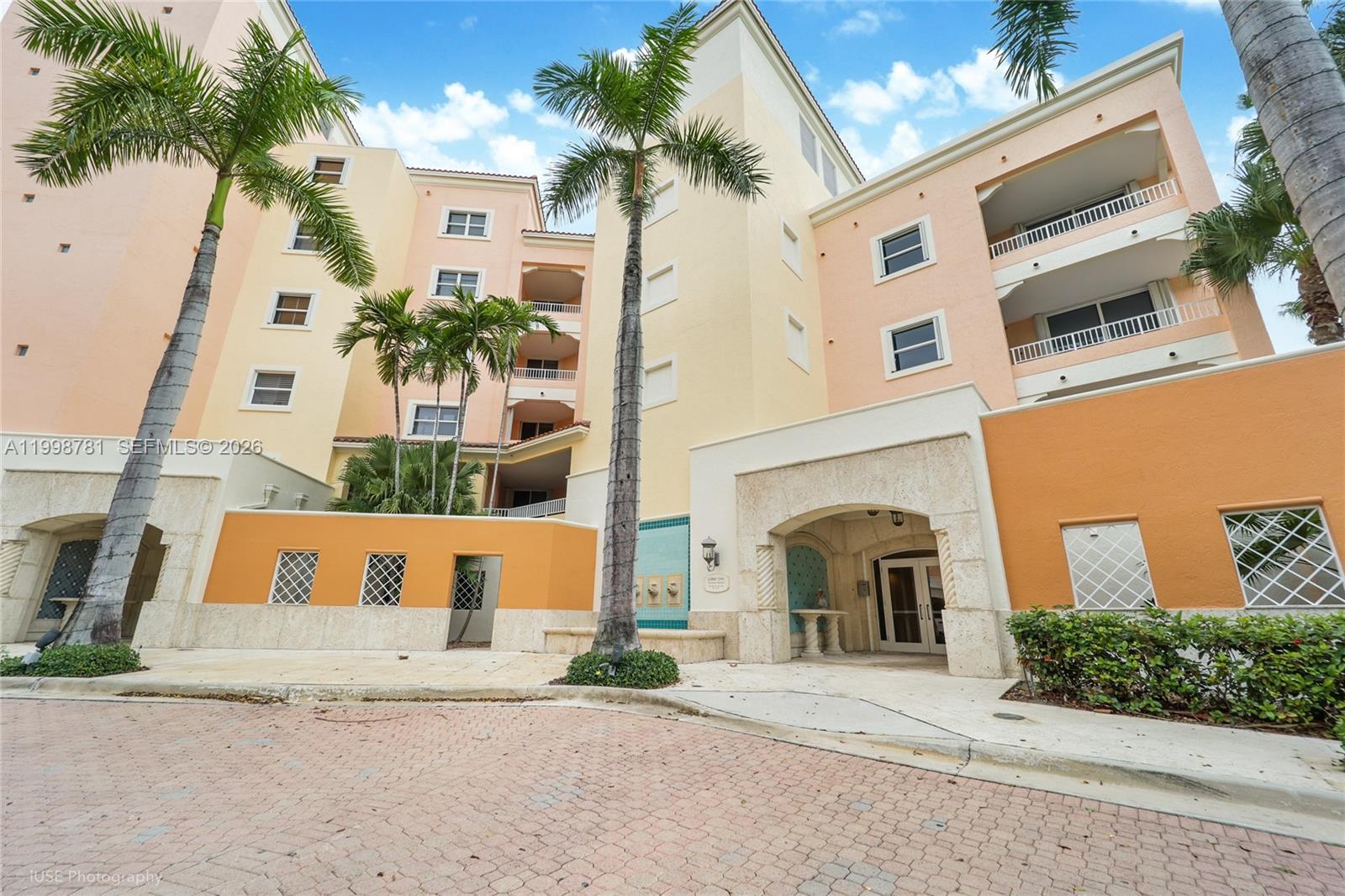 737 Crandon Blvd #301 Key Biscayne, FL 33149