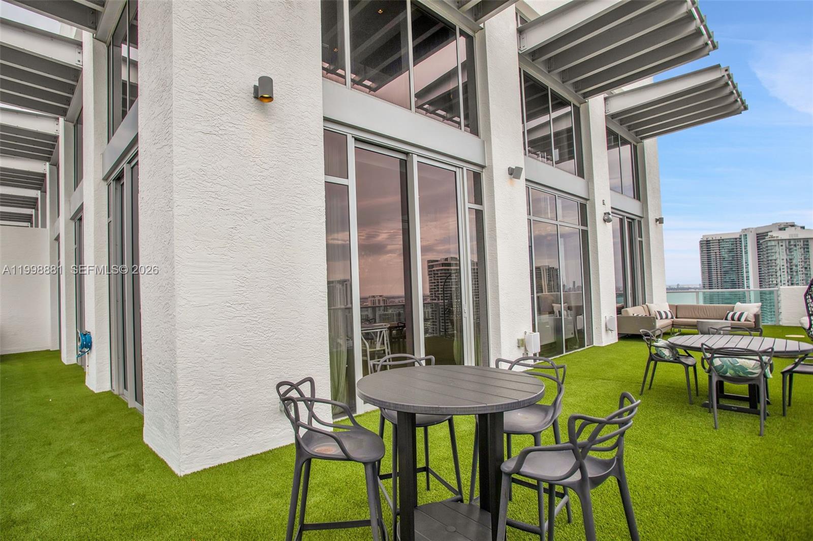 3301 NE 1st Ave #PH-2 Miami, FL 33137