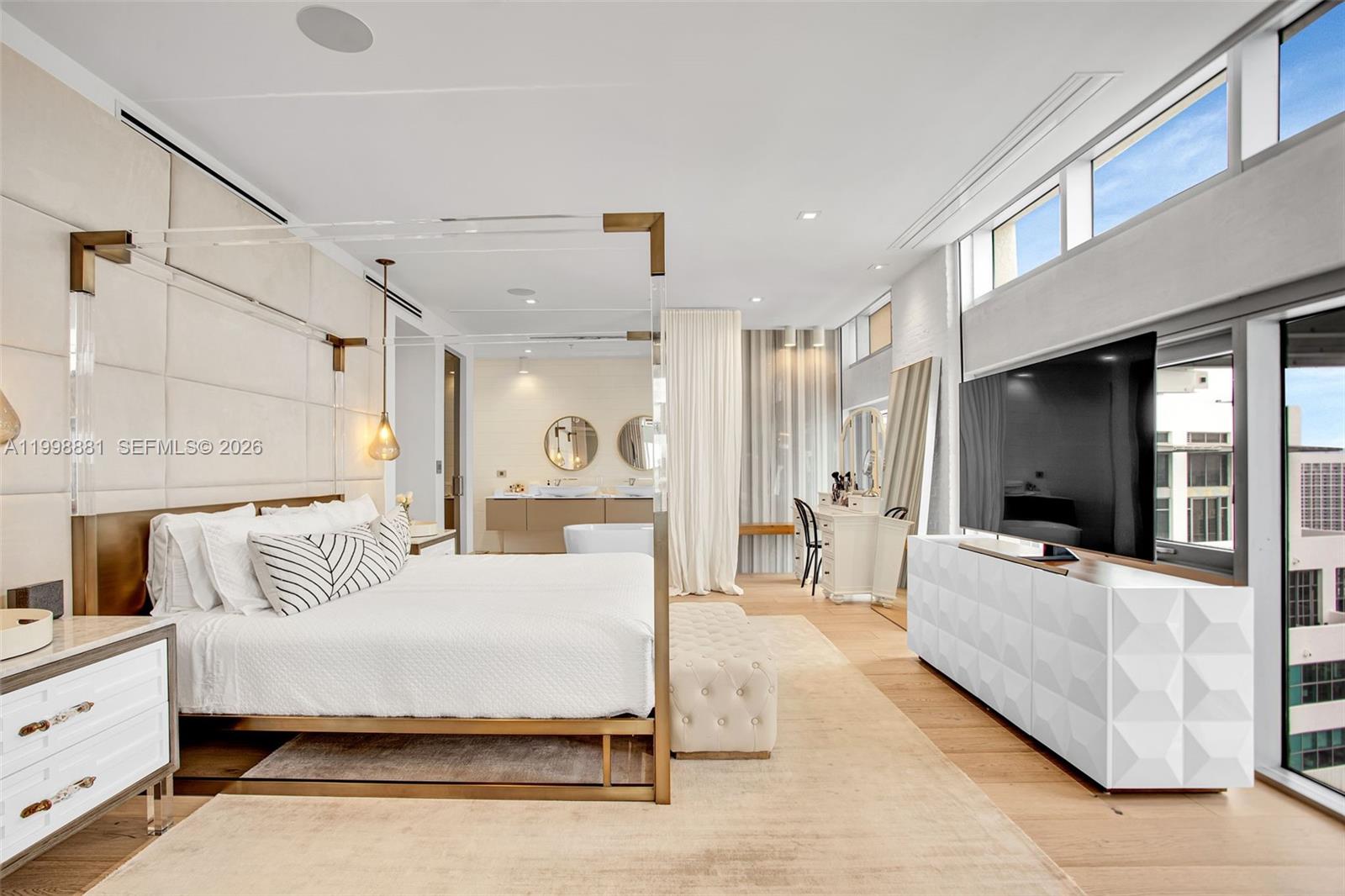 3301 NE 1st Ave #PH-2 Miami, FL 33137