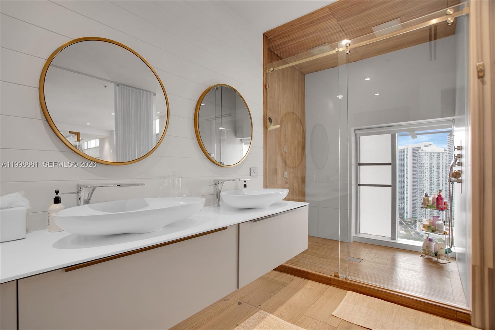 3301 NE 1st Ave #PH-2 Miami, FL 33137