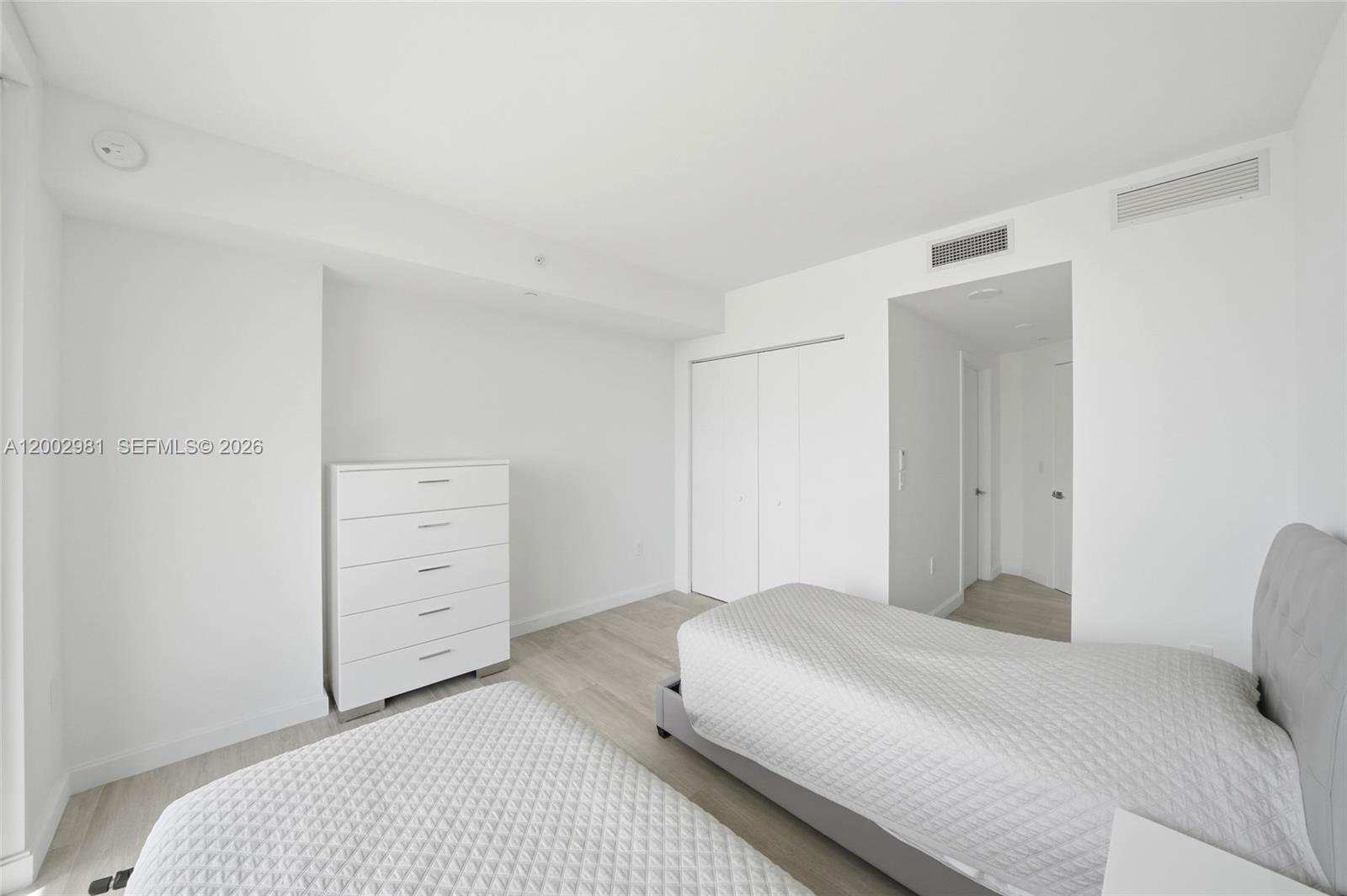 55 SW 9th St #3106 Miami, FL 33130