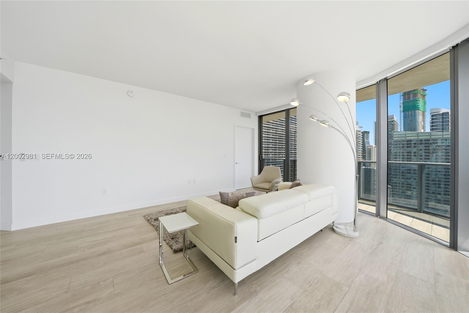 55 SW 9th St #3106 Miami, FL 33130