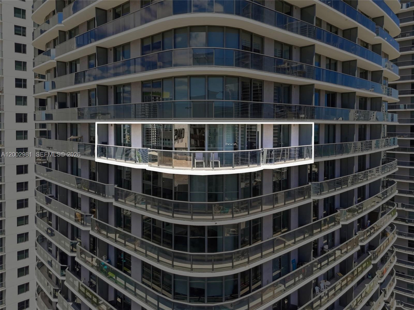 55 SW 9th St #3106 Miami, FL 33130