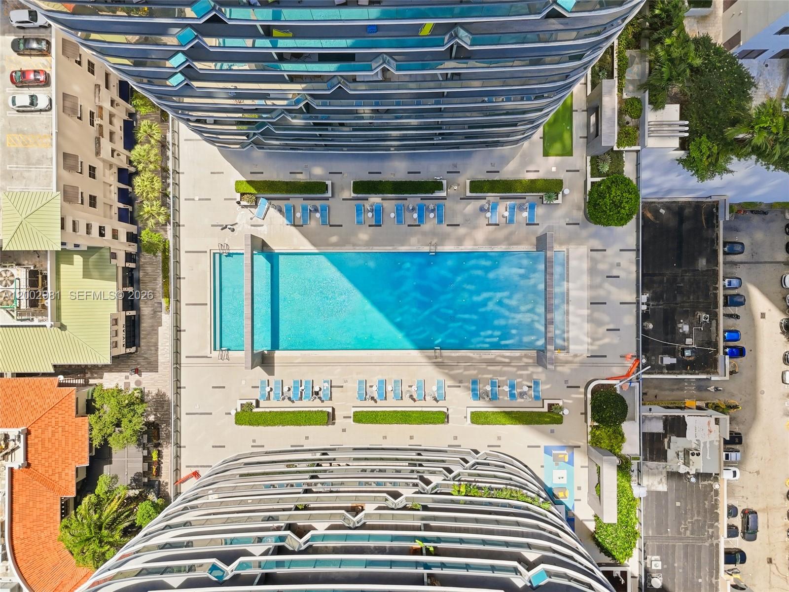 55 SW 9th St #3106 Miami, FL 33130