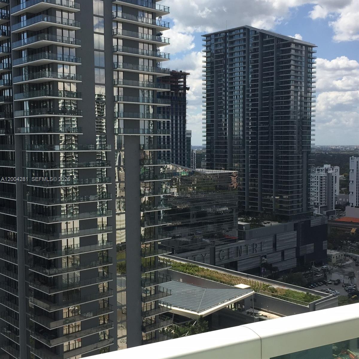 image Brickell on the River South16