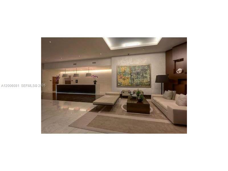 200 Biscayne Blvd Way #4310 Miami, FL 33131