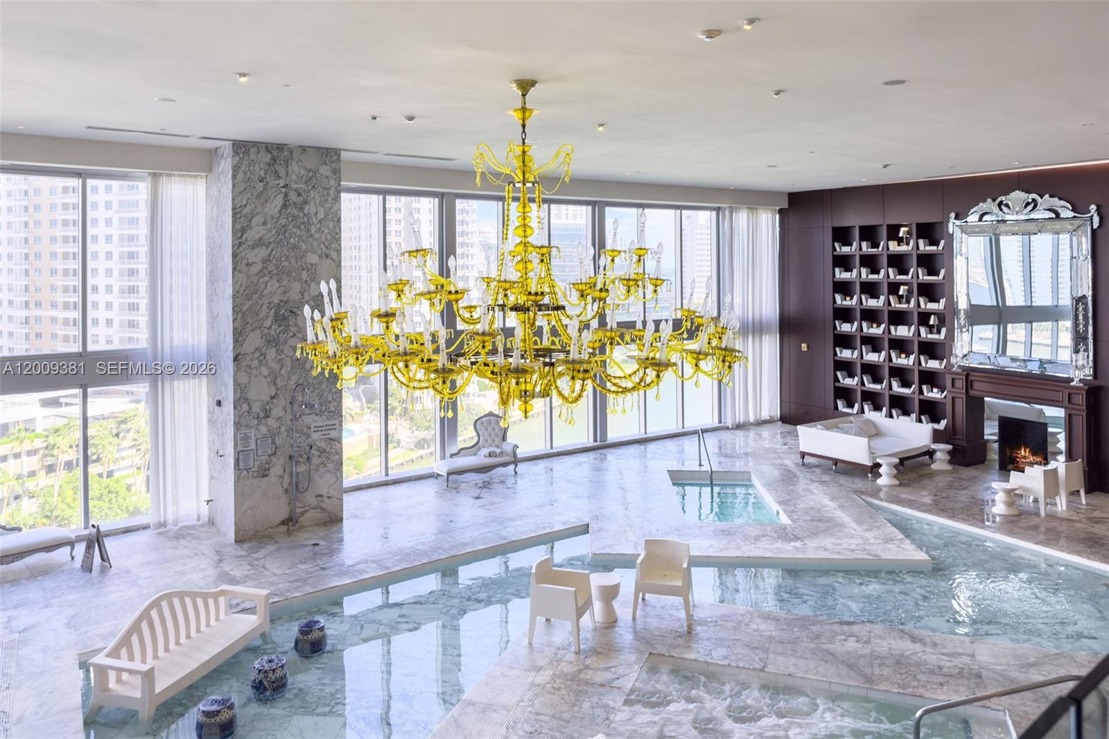 465 Brickell Ave #701 Miami, FL 33131