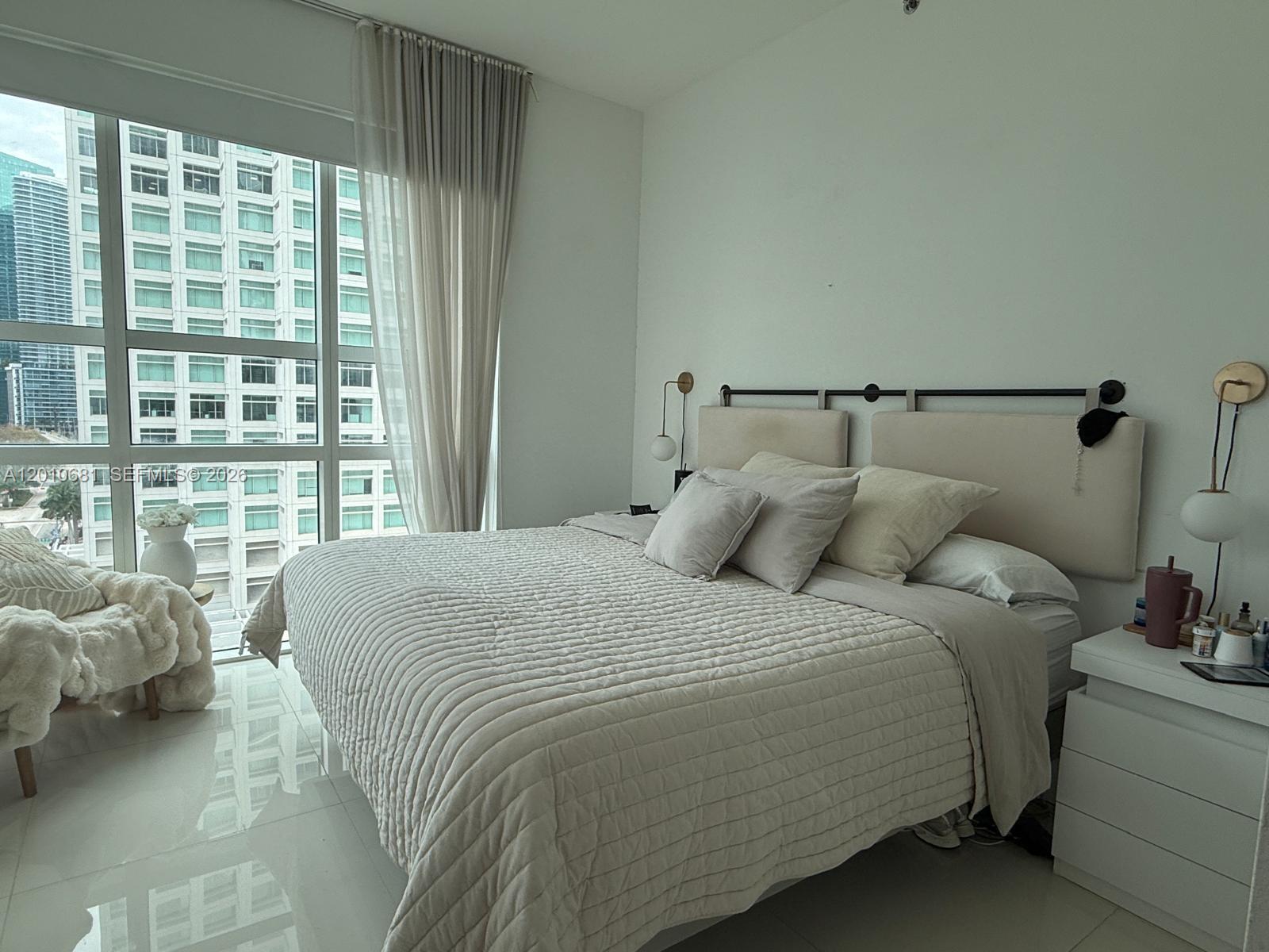 image The Plaza on Brickell West5