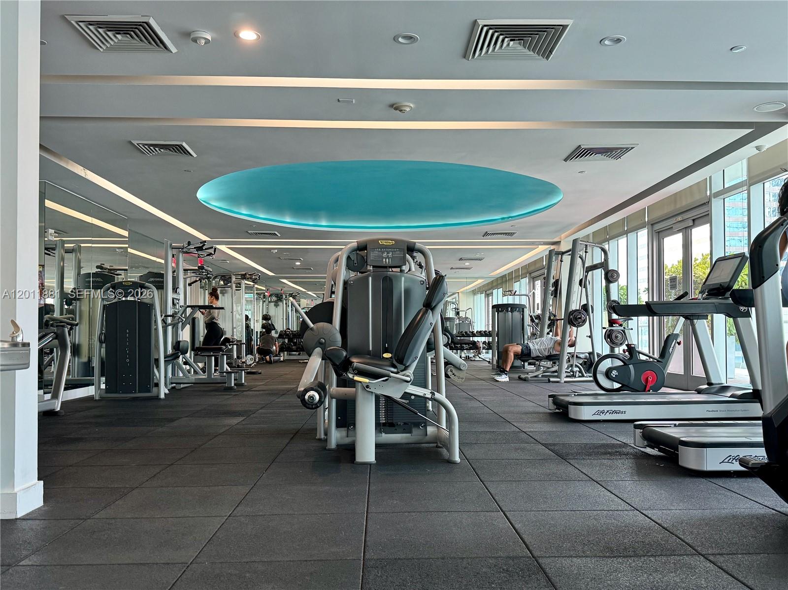 image 500 Brickell East37