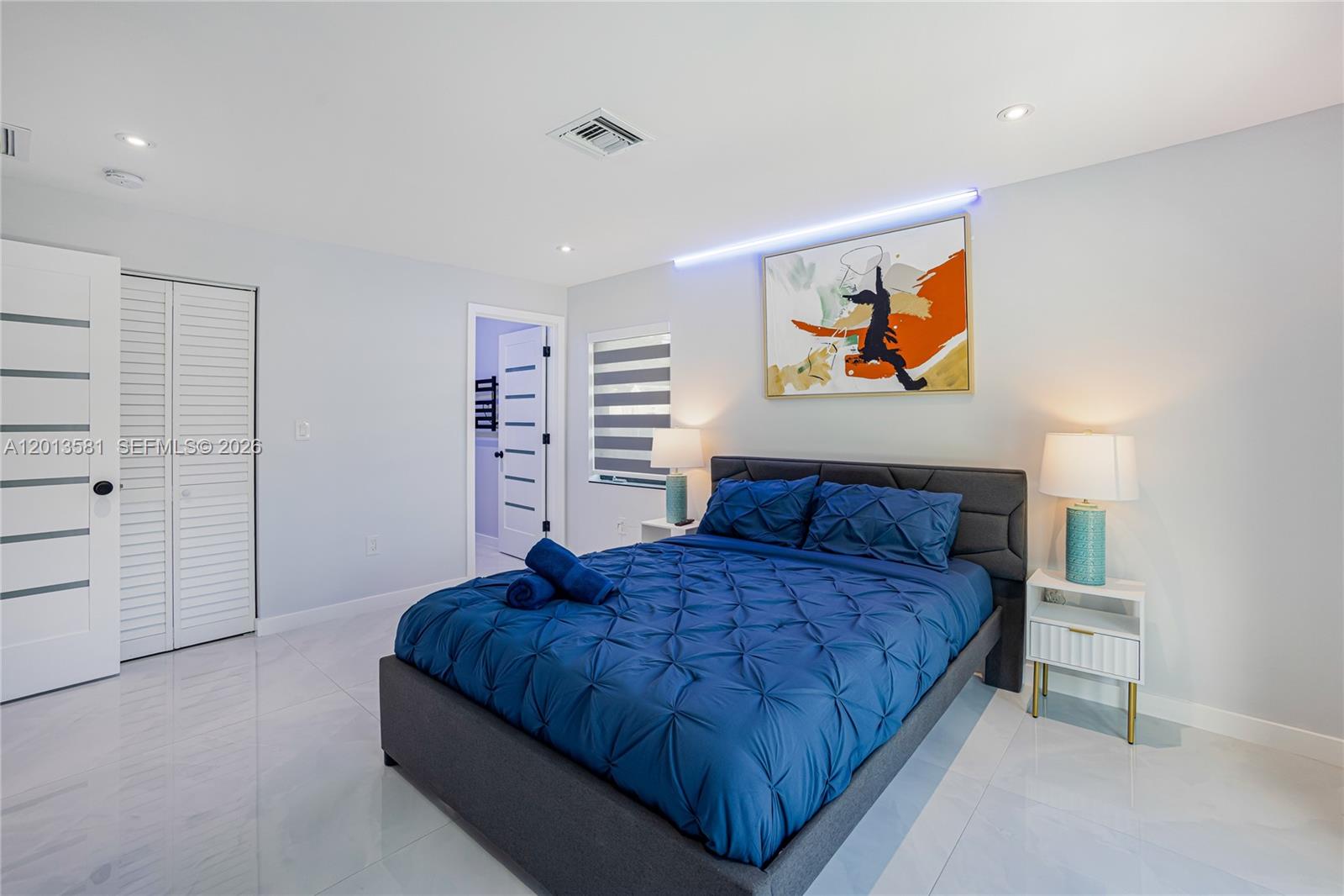 2406 Gulfstream Ln Fort Lauderdale, FL 33312