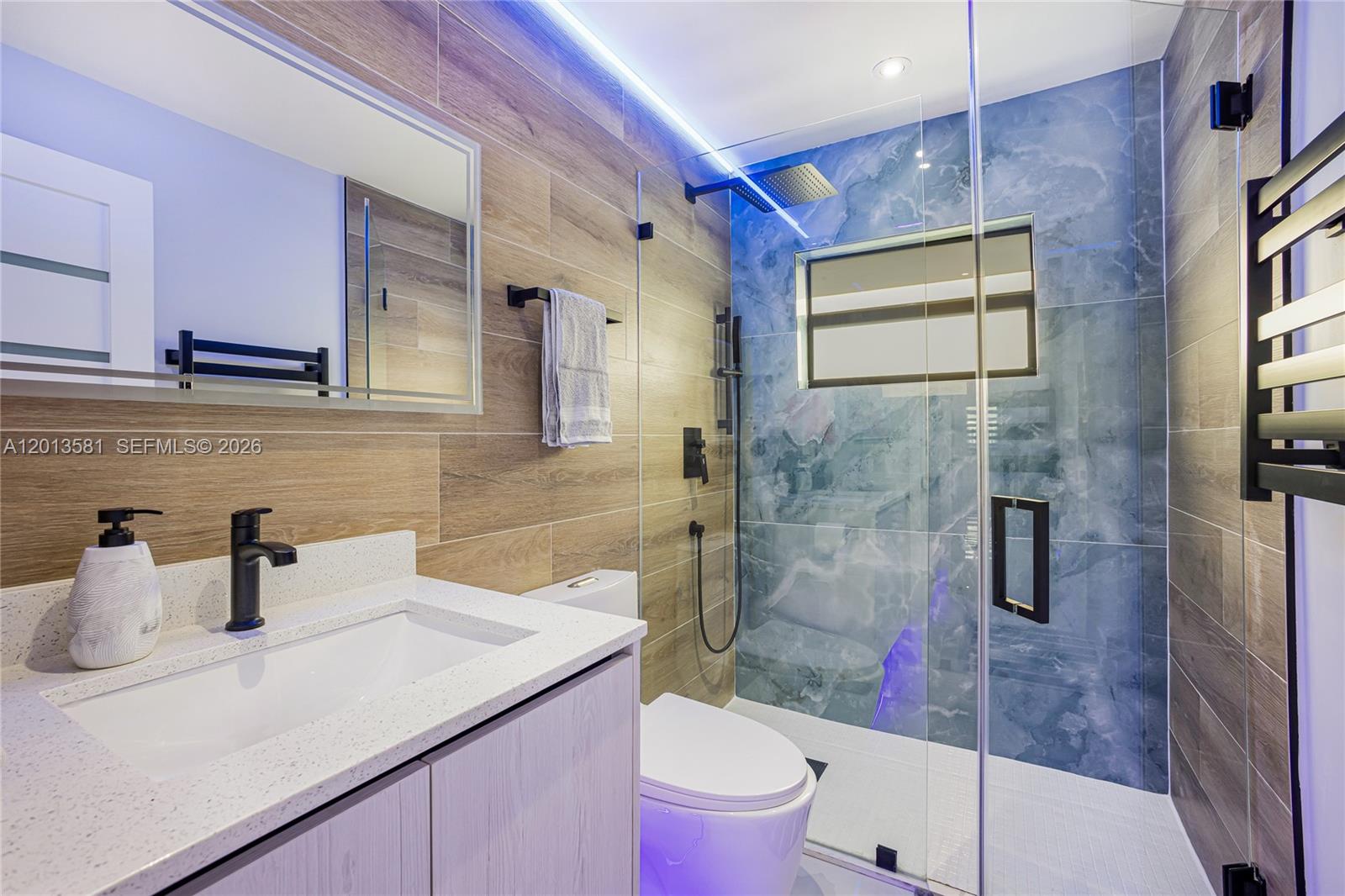 2406 Gulfstream Ln Fort Lauderdale, FL 33312