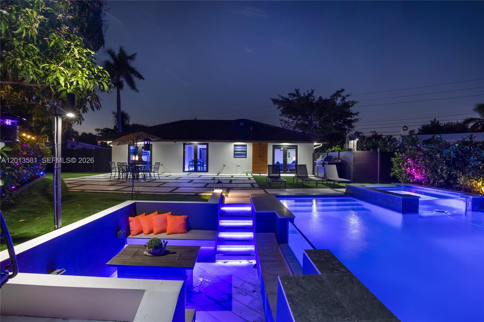 2406 Gulfstream Ln Fort Lauderdale, FL 33312