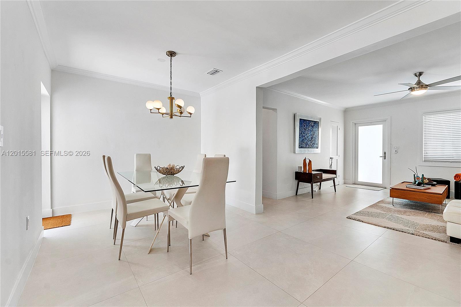 301 Hampton Ln Key Biscayne, FL 33149