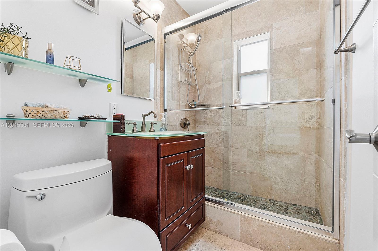 301 Hampton Ln Key Biscayne, FL 33149
