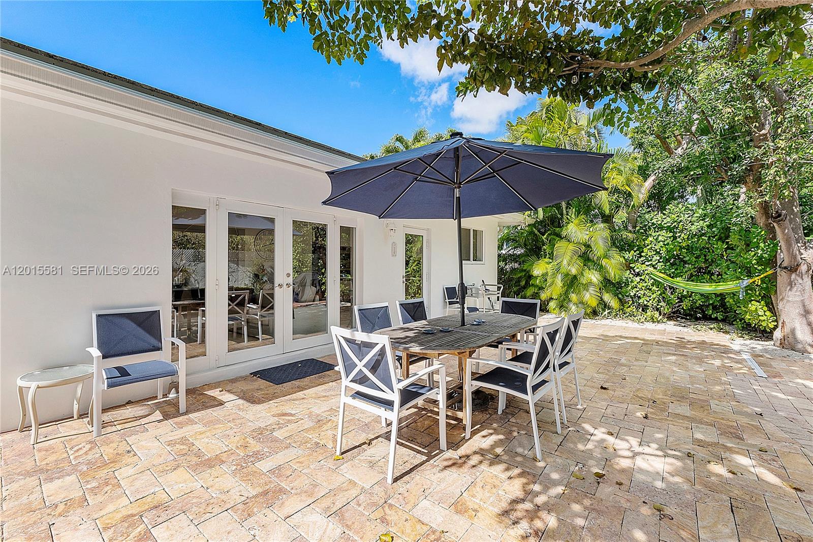 301 Hampton Ln Key Biscayne, FL 33149