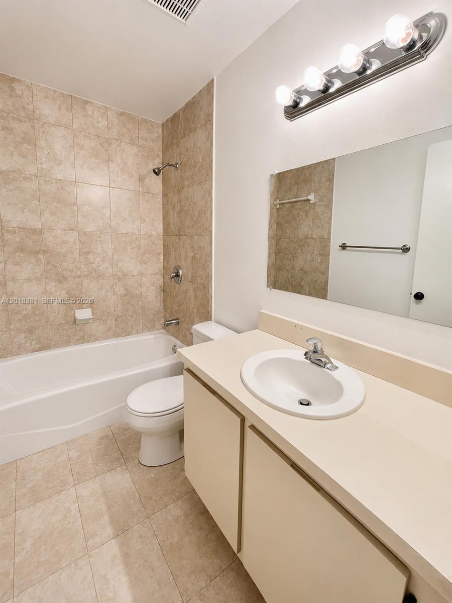 9123 SW 112th Ct Miami, FL 33176