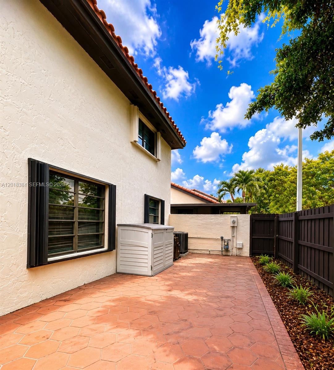 9123 SW 112th Ct Miami, FL 33176