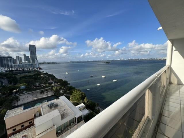 1717 N Bayshore Dr #A-2136 Miami, FL 33132