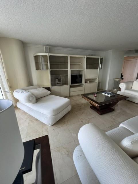 1717 N Bayshore Dr #A-2136 Miami, FL 33132