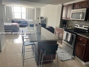 825 Brickell Bay Dr #1243