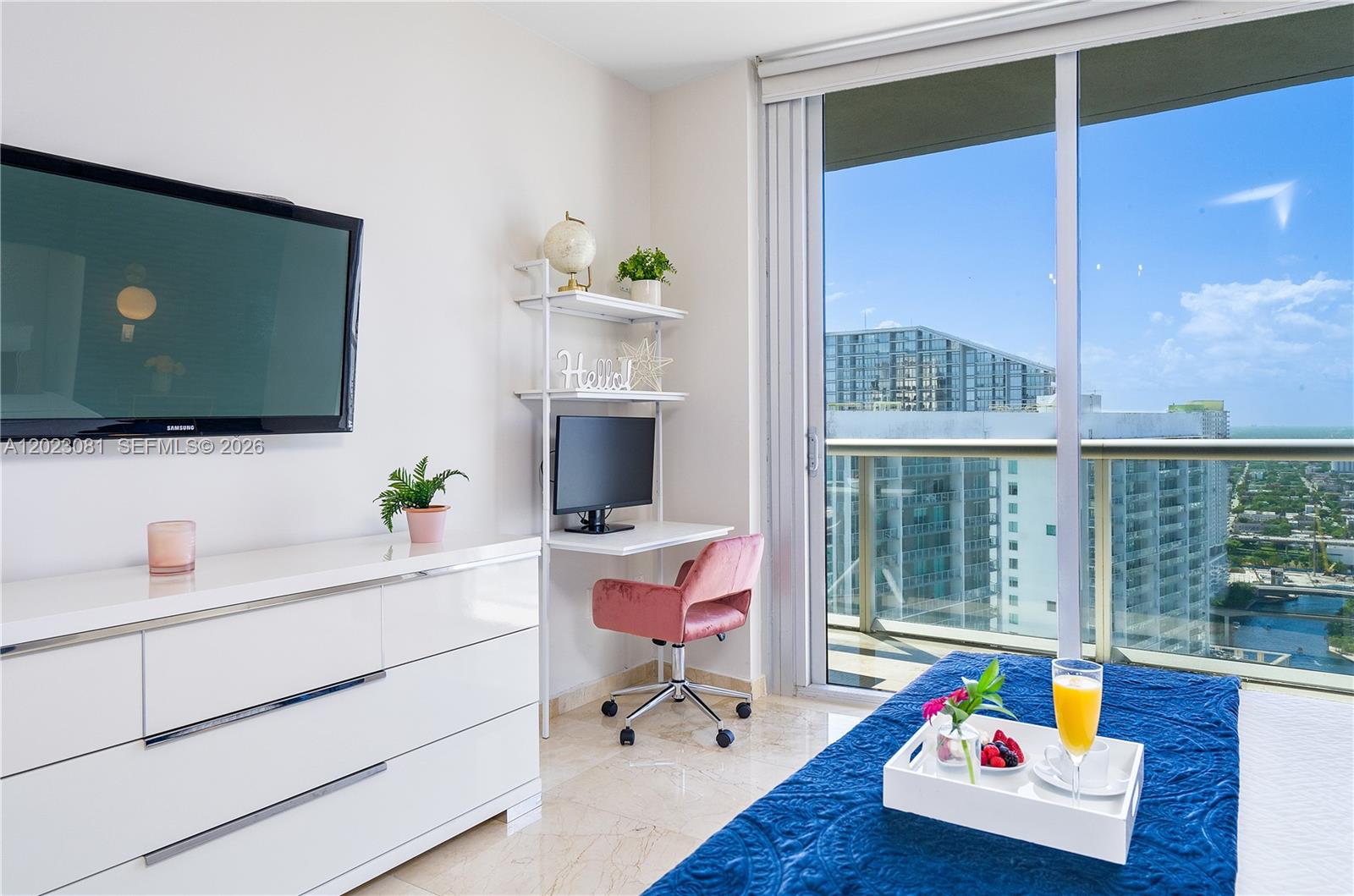 485 Brickell Ave #4206 Miami, FL 33131