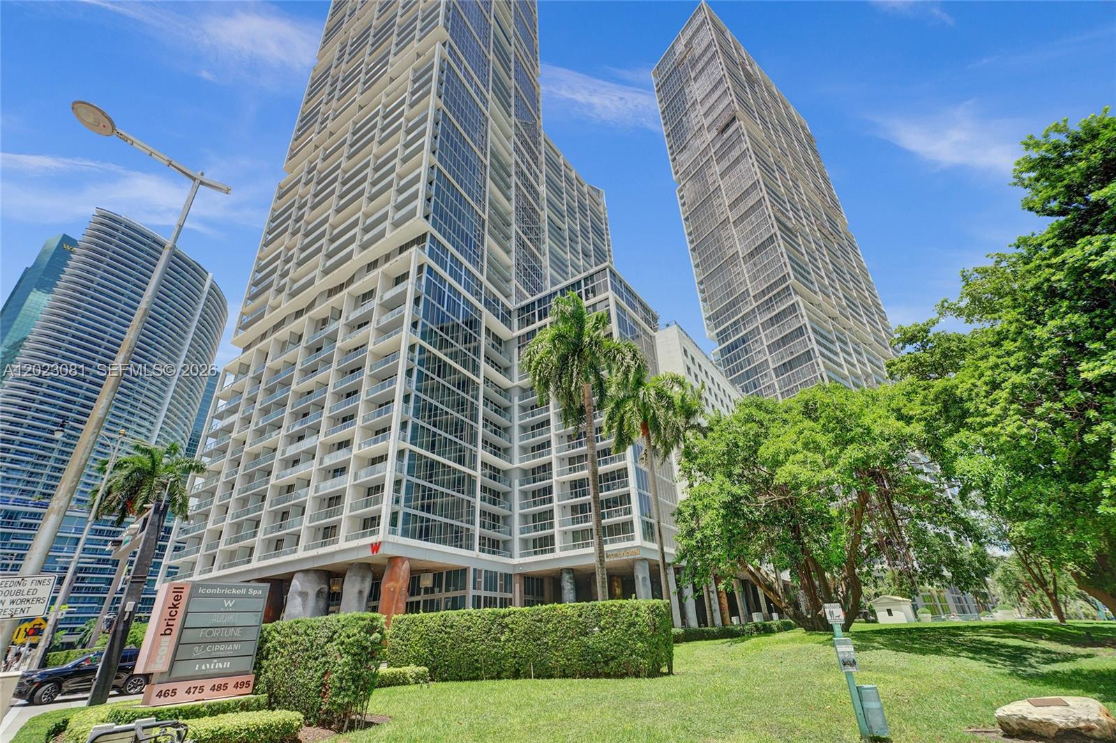 485 Brickell Ave #4206 Miami, FL 33131